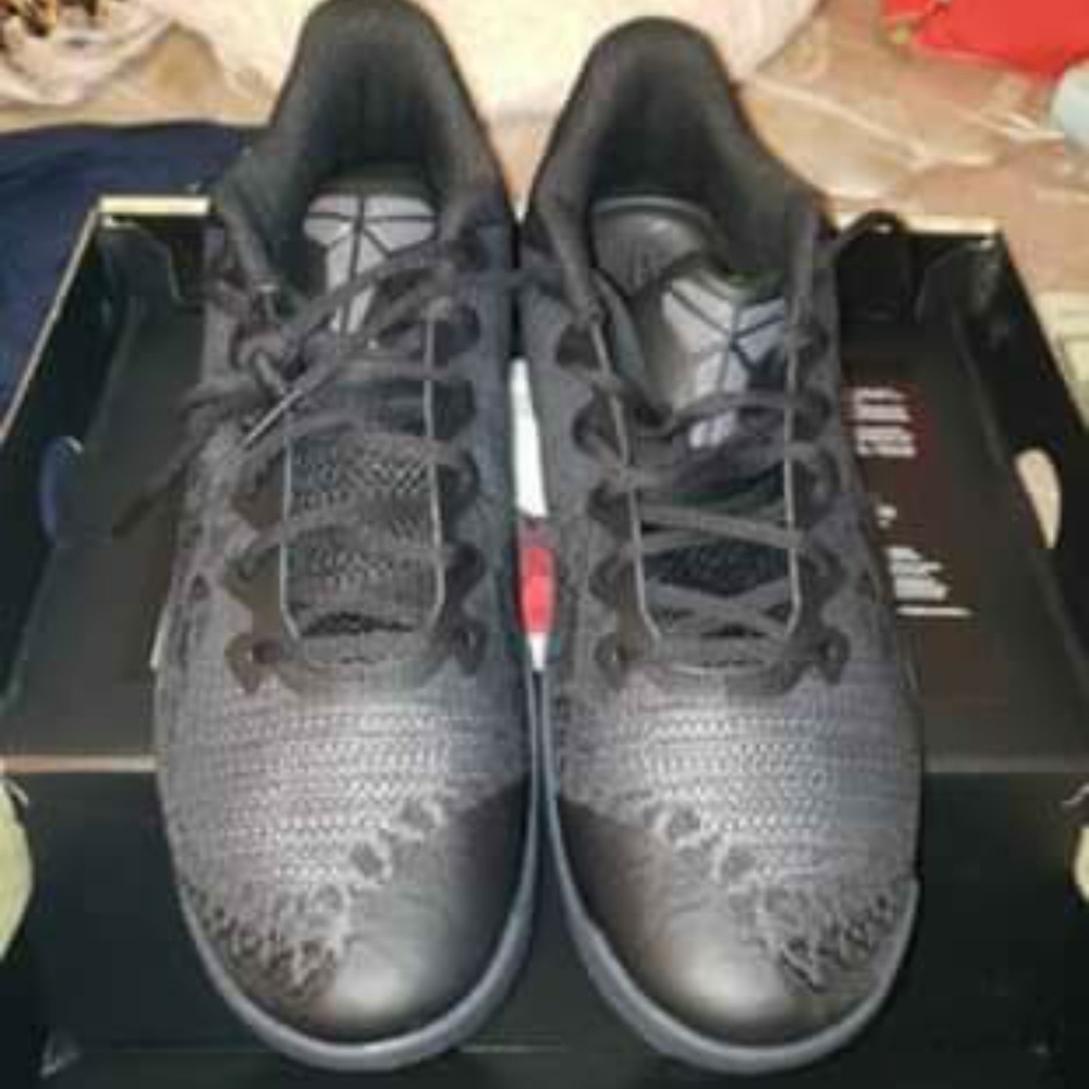 Kobe Mamba Rage - Picture 2 of 2
